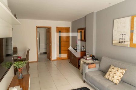 Sala de apartamento à venda com 3 quartos, 120m² em Piratininga, Niterói