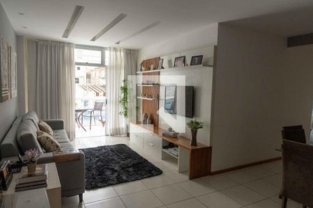 Sala de apartamento à venda com 3 quartos, 120m² em Piratininga, Niterói