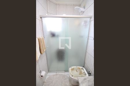 Casa à venda com 212m², 3 quartos e 4 vagasBanheiro da Suíte 1