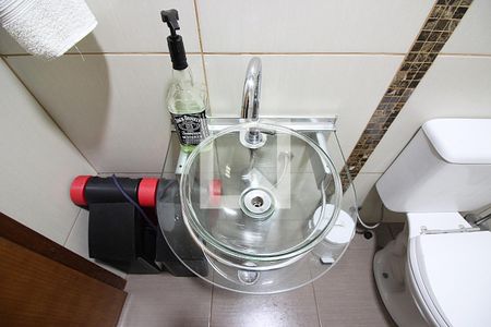 Casa à venda com 212m², 3 quartos e 4 vagasBanheiro de Serviço