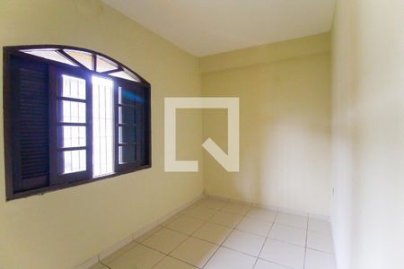 Casa à venda com 200m², 3 quartos e 4 vagasQuarto 2