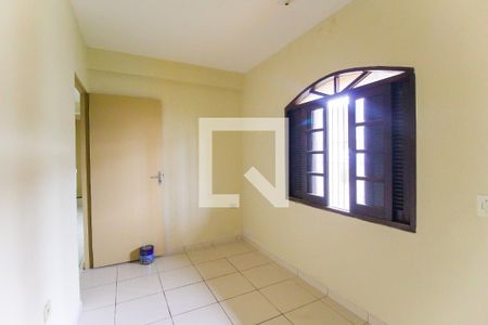 Casa à venda com 200m², 3 quartos e 4 vagasQuarto 2
