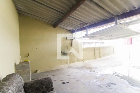 Casa à venda com 200m², 3 quartos e 4 vagasÁrea de Serviço
