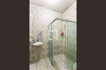 Banheiro 1 de casa à venda com 3 quartos, 200m² em Vila Norma, São Paulo