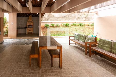 Apartamento para alugar com 61m², 3 quartos e 1 vagaÁrea comum - Churrasqueira