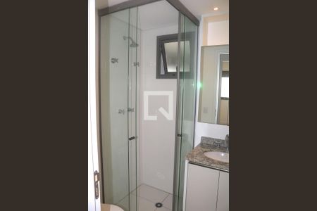 Banheiro de apartamento para alugar com 1 quarto, 48m² em Perdizes, São Paulo