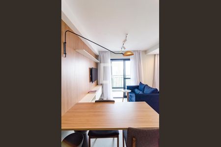 Sala de kitnet/studio para alugar com 1 quarto, 38m² em Mirandópolis, São Paulo