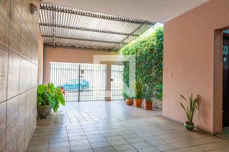 Casa à venda com 308m², 2 quartos e 5 vagasGaragem