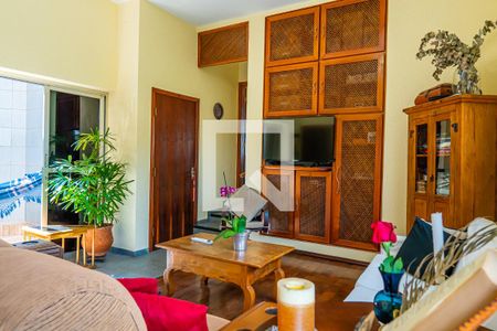 Sala de casa à venda com 2 quartos, 308m² em Parque Industrial, Campinas