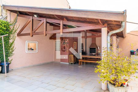 Casa à venda com 308m², 2 quartos e 5 vagasGaragem