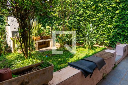 Casa à venda com 308m², 2 quartos e 5 vagasGaragem