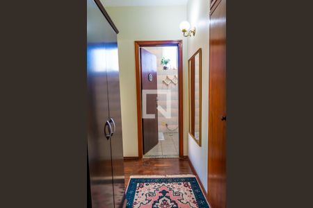 Casa à venda com 308m², 2 quartos e 5 vagasCloset da suíte