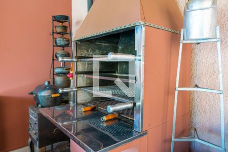 Casa à venda com 308m², 2 quartos e 5 vagasQuintal