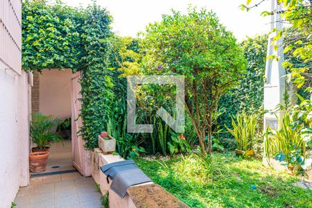 Casa à venda com 308m², 2 quartos e 5 vagasGaragem