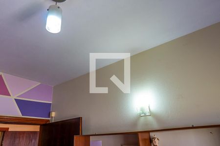 Casa à venda com 308m², 2 quartos e 5 vagasQuarto 2