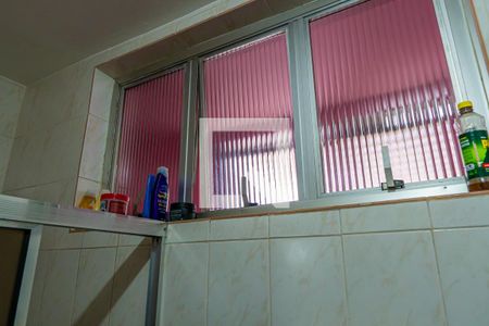 Casa à venda com 308m², 2 quartos e 5 vagasBanheiro Social