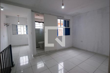 Quarto de casa para alugar com 1 quarto, 58m² em Cambuci, São Paulo