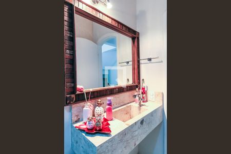 Casa à venda com 255m², 4 quartos e 3 vagasLavabo