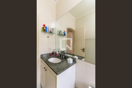 Casa à venda com 255m², 4 quartos e 3 vagasBanheiro