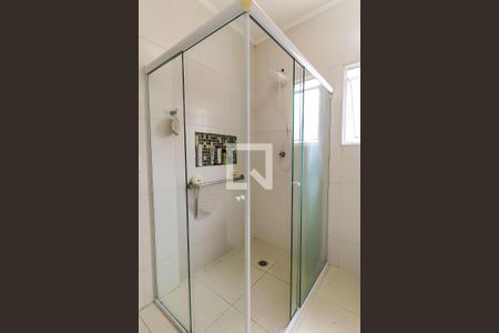 Casa à venda com 255m², 4 quartos e 3 vagasBanheiro da Suíte