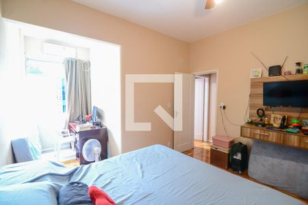 Apartamento à venda com 97m², 3 quartos e 1 vagaQuarto 2