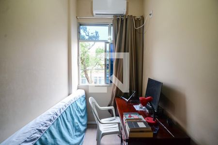 Apartamento à venda com 97m², 3 quartos e 1 vagaQuarto 2