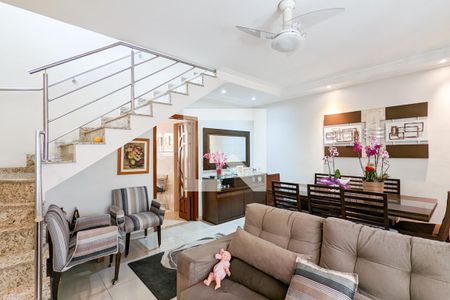 Sala de casa à venda com 4 quartos, 184m² em Rudge Ramos, São Bernardo do Campo