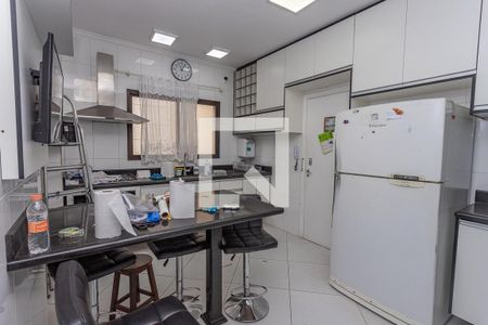 Apartamento à venda com 120m², 3 quartos e 2 vagasCozinha 