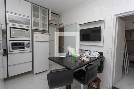 Apartamento à venda com 120m², 3 quartos e 2 vagasCozinha 