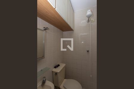 Apartamento à venda com 120m², 3 quartos e 2 vagasBanheiro de serviço 