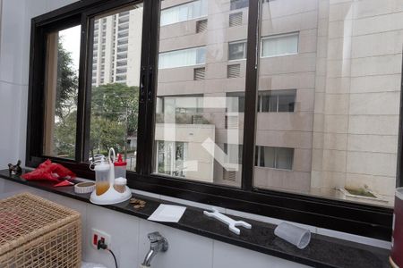 Apartamento à venda com 120m², 3 quartos e 2 vagasVista da área de serviço 