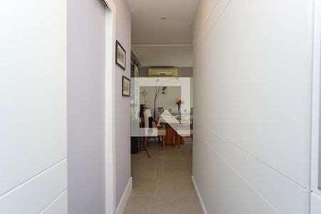 Apartamento à venda com 80m², 2 quartos e 1 vaga Apartamento à venda com 80m², 2 quartos e 1 vagaCorredor