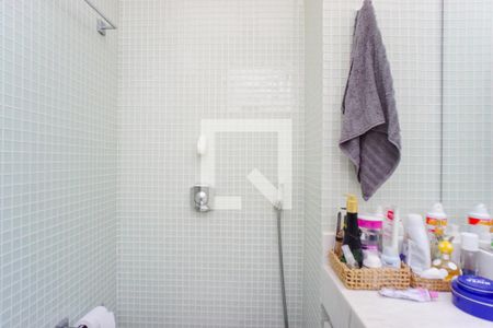 Apartamento à venda com 80m², 2 quartos e 1 vaga Apartamento à venda com 80m², 2 quartos e 1 vagaBanheiro da Suíte
