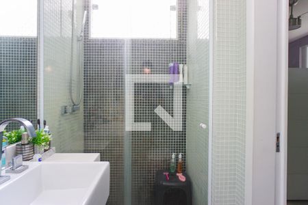Apartamento à venda com 80m², 2 quartos e 1 vaga Apartamento à venda com 80m², 2 quartos e 1 vagaBanheiro da Suíte