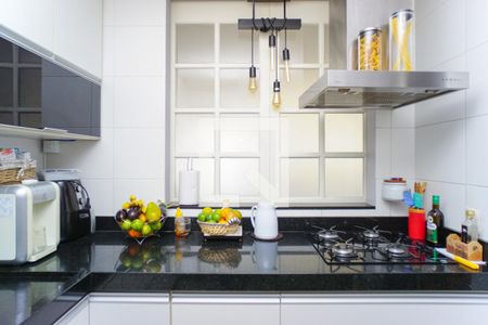 Apartamento à venda com 80m², 2 quartos e 1 vaga Apartamento à venda com 80m², 2 quartos e 1 vagaCozinha