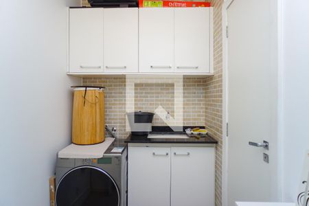 Apartamento à venda com 80m², 2 quartos e 1 vaga Apartamento à venda com 80m², 2 quartos e 1 vagaÁrea de Serviço