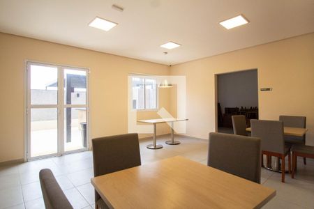 Apartamento para alugar com 28m², 1 quarto e sem vaga Apartamento para alugar com 28m², 1 quarto e sem vagaÁrea comum - Salão de festas