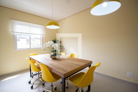 Apartamento para alugar com 28m², 1 quarto e sem vaga Apartamento para alugar com 28m², 1 quarto e sem vagaMeeting room