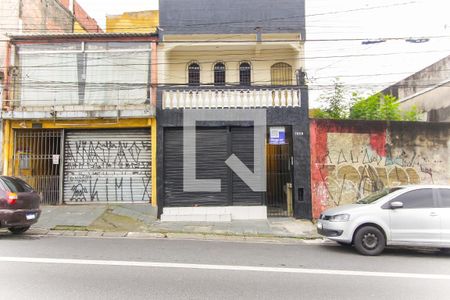 Casa para alugar com 75m², 3 quartos e sem vaga Casa para alugar com 75m², 3 quartos e sem vagaFachada