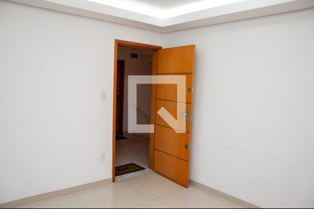 Sala de apartamento à venda com 2 quartos, 68m² em Fonte Grande, Contagem