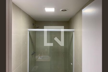 Apartamento para alugar com 57m², 2 quartos e 1 vaga Apartamento para alugar com 57m², 2 quartos e 1 vagaBanheiro 2