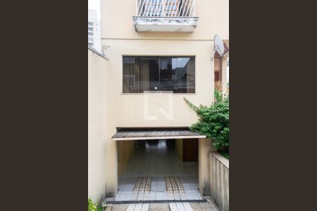 Casa à venda com 300m², 3 quartos e 6 vagasEntrada