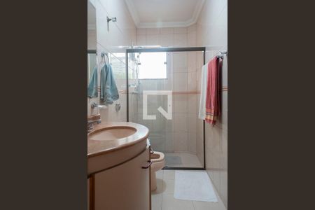 Casa à venda com 300m², 3 quartos e 6 vagasBanheiro