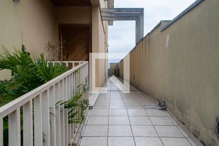 Casa à venda com 300m², 3 quartos e 6 vagasEntrada