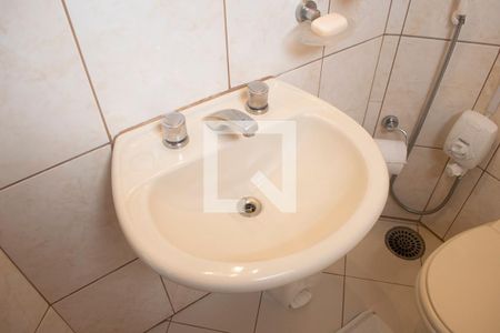 Lavabo de casa à venda com 3 quartos, 300m² em Carandiru, São Paulo