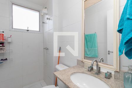 Apartamento à venda com 82m², 3 quartos e 2 vagas Apartamento à venda com 82m², 3 quartos e 2 vagasBanheiro Social