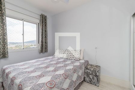 Apartamento à venda com 82m², 3 quartos e 2 vagas Apartamento à venda com 82m², 3 quartos e 2 vagasSuíte