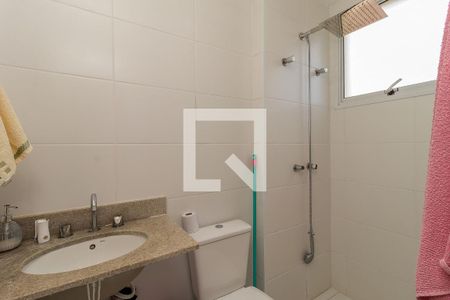 Apartamento à venda com 82m², 3 quartos e 2 vagas Apartamento à venda com 82m², 3 quartos e 2 vagasBanheiro da Suíte