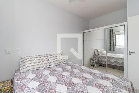 Apartamento à venda com 82m², 3 quartos e 2 vagas Apartamento à venda com 82m², 3 quartos e 2 vagasSuíte