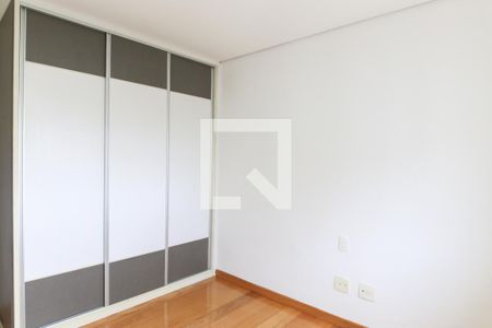 Apartamento para alugar com 190m², 3 quartos e 2 vagasSuíte 1